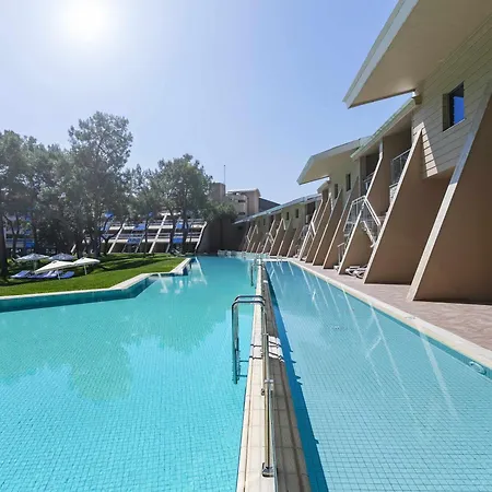 Semesteranläggning (resort) Rixos Sungate - The Land Of Legends Access