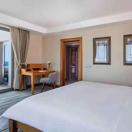 Rixos Sungate - The Land Of Legends Access Resort 5*