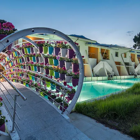 Rixos Sungate - The Land Of Legends Access