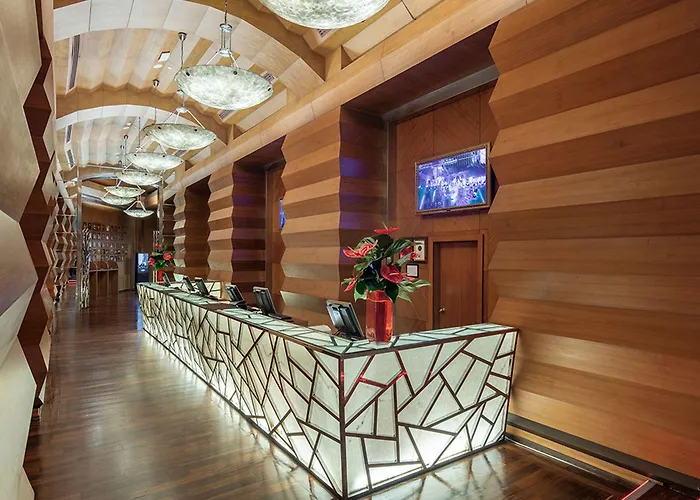 Rixos Sungate - The Land Of Legends Access بيلديبي