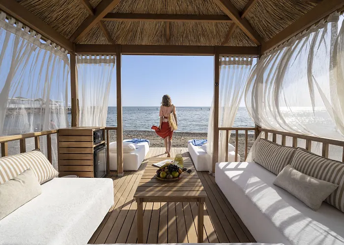 Rixos Sungate - The Land Of Legends Access منتجع