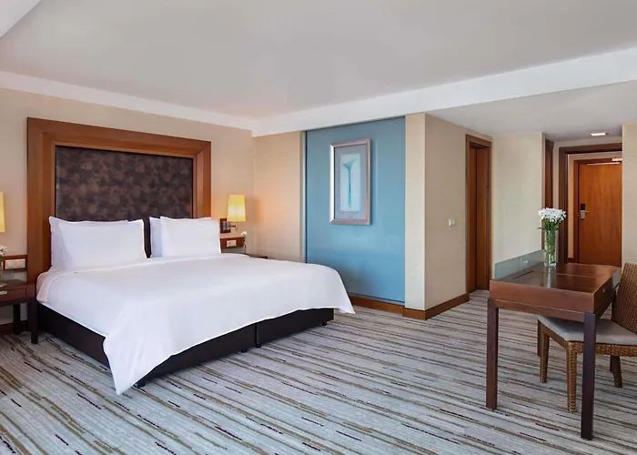 Rixos Sungate - The Land Of Legends Access منتجع