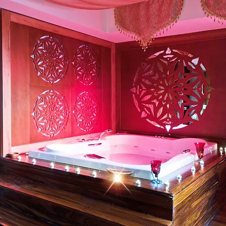 Курортный комплекс Rixos Sungate - The Land Of Legends Access